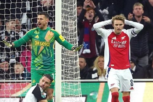 Thua Newcastle, Arsenal bị loại khỏi Cup Liên đoàn Anh