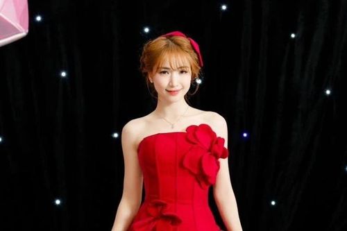 Hòa Minzy phủ nhận thi Chị Đẹp phiên bản Trung Quốc