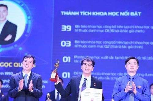 Tiến sĩ trẻ nuôi ước mơ từ làng biển