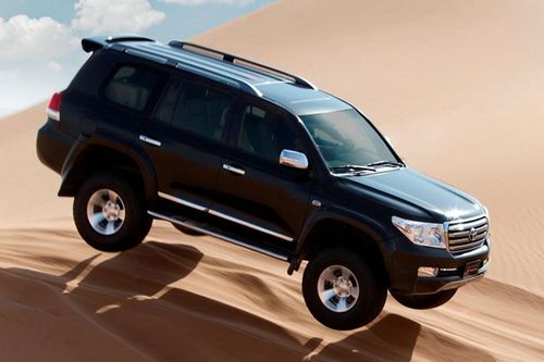 Bốn đời xe Toyota Land Cruiser cũ đáng mua nhờ độ bền bỉ và khả năng off-road