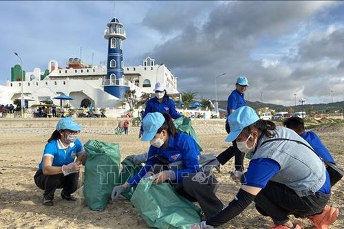 Tăng cường bảo đảm vệ sinh môi trường đối với các di sản thiên nhiên