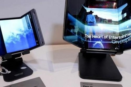 Hé lộ tên gọi của điện thoại Galaxy màn hình gập 3