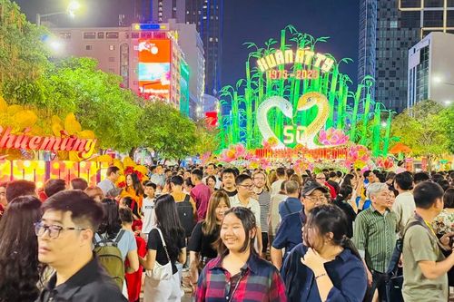TPHCM: Doanh thu du lịch Tết Nguyên đán gần 7.700 tỷ đồng