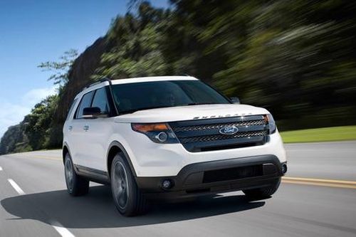 Ford triệu hồi hơn 4.000 xe Explorer tại Việt Nam