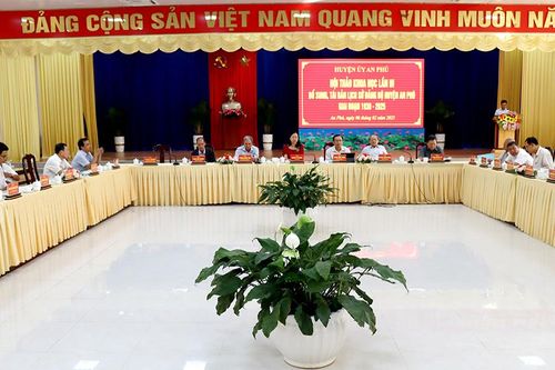 Hội thảo khoa học về Lịch sử Đảng bộ huyện An Phú