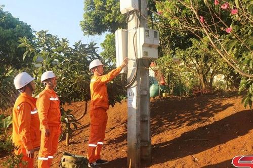 Điện lưới quốc gia phủ khắp vùng nông thôn