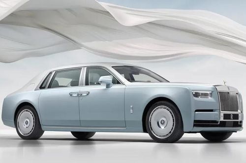Khám phám hành trình huyền thoại 100 năm của Rolls-Royce Phantom qua các thế hệ