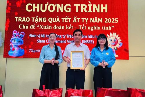 INSEE Việt Nam mang Xuân ấm đến các hộ gia đình khó khăn