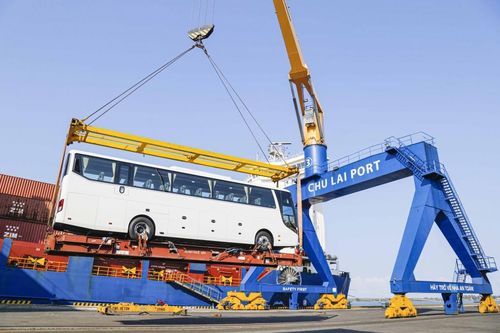 Doanh nghiệp khởi động mạnh mẽ ngay từ đầu xuân