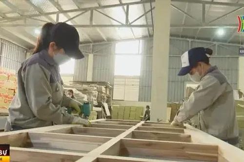 Nhiều doanh nghiệp kín đơn hàng đến hết Quý I/2025