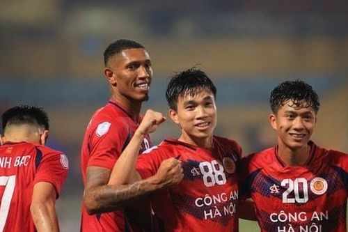 Văn Đô, Đình Bắc tỏa sáng, Công an Hà Nội vào bán kết Cúp C1 Đông Nam Á 2024-2025