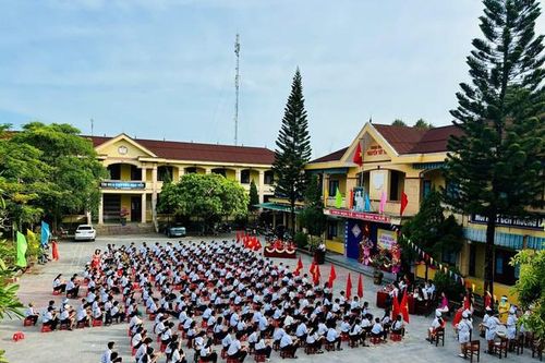 Chỉ đạo 'nóng' sau vụ người lạ mặt đến trường dụ dỗ đón học sinh