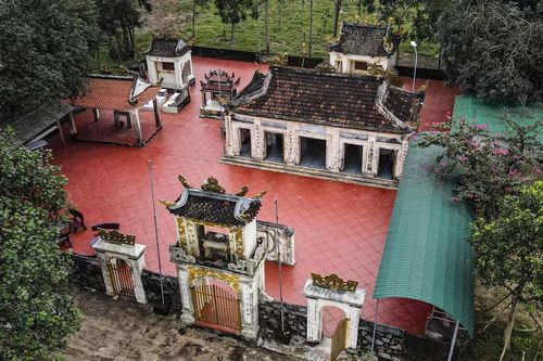 Ngôi đền cổ linh thiêng, nơi thờ thần rắn