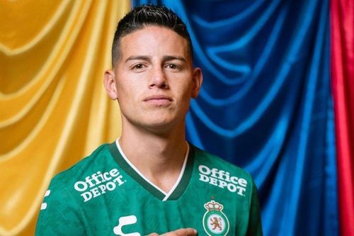 James Rodriguez hứng chịu pha vào bóng thô bạo