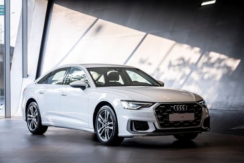 Chi tiết Audi A6 - sedan hybrid hạng sang giá 2,299 tỷ đồng