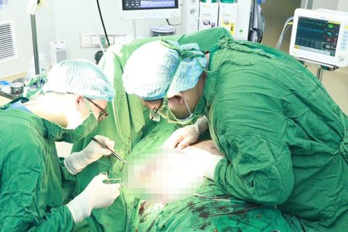 Hiếm gặp: Người phụ nữ mắc ung thư vú cùng lúc ở cả hai bên