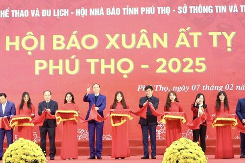 Báo chí luôn đồng hành cùng sự phát triển của tỉnh Phú Thọ