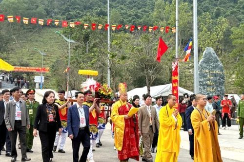 Quảng Bình tổ chức lễ hội di tích danh thắng chùa núi Thần Đinh