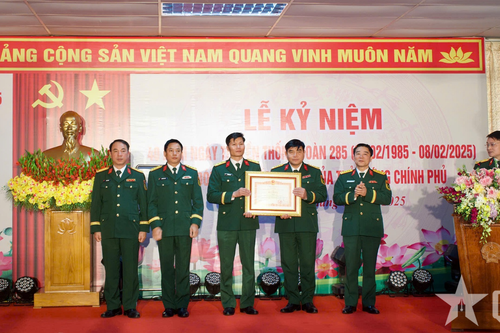 Đoàn 285 kỷ niệm 40 năm Ngày truyền thống và đón nhận Bằng khen của Thủ tướng Chính phủ