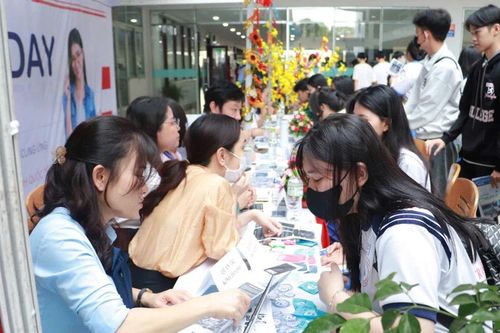 Trường Đại học Ngân hàng TPHCM mở 4 ngành mới