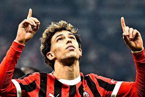 Bóng đá châu Âu: Sự khởi đầu như mơ của 'Ronaldo đệ nhị' tại 'xứ sở mì ống'