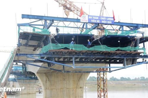 Vì sao cầu Đại Ngãi trên Quốc lộ 60 phải lùi tiến độ tới 2 năm?