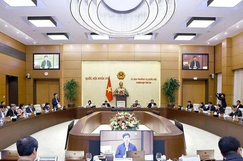 Cần quy định cụ thể điều kiện để nhà giáo được kéo dài tuổi nghỉ hưu