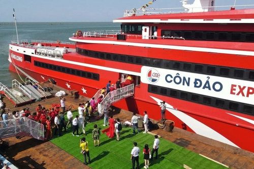 Vận hành lại tuyến tàu cao tốc Vũng Tàu-Côn Đảo sau 5 tháng tạm dừng