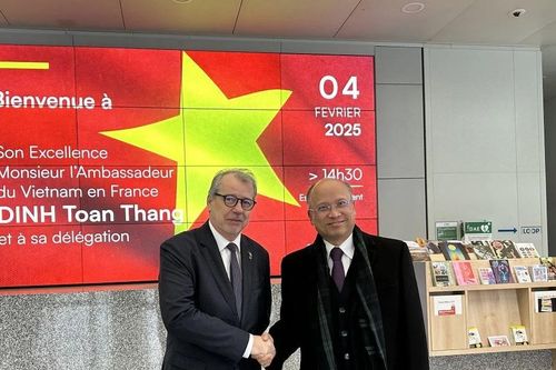 Việt Nam-Pháp tăng cường quan hệ thông qua hợp tác địa phương
