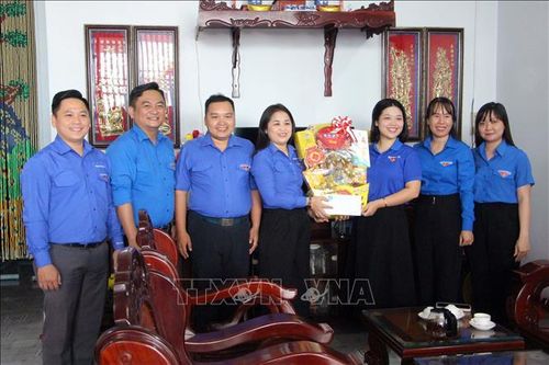 Khẳng định vai trò nữ thanh niên trong sự nghiệp bảo vệ Tổ quốc