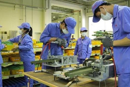 Từ ngày 15/2/2025, một số quy định về lao động, tiền lương sẽ bị bãi bỏ
