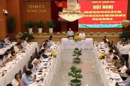 Bộ TN&MT làm việc với Đồng Nai về giải pháp vật liệu xây dựng cho các dự án trọng điểm quốc gia