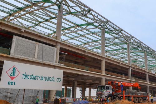 'Nốt lặng' của CC1 phía sau cột mốc kỷ lục về doanh thu