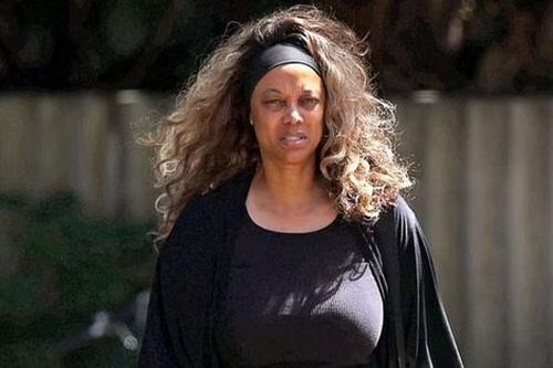 Không nhận ra 'ngọc trai đen' làng mẫu Tyra Banks