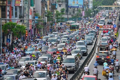 Hoạt động vận tải sôi động trong tháng đầu năm 2025