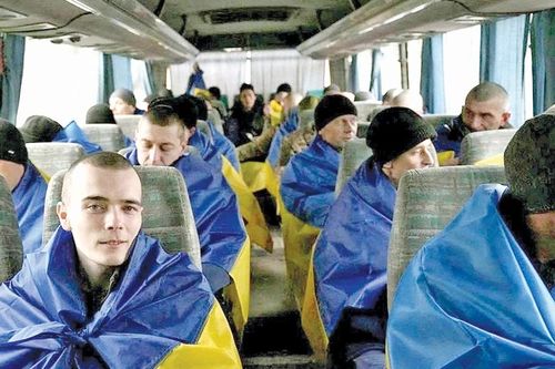 Nga và Ukraine trao đổi tù binh quy mô lớn do UAE làm trung gian