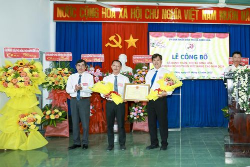 Xã Ninh Thân đón bằng công nhận xã đạt chuẩn nông thôn mới nâng cao