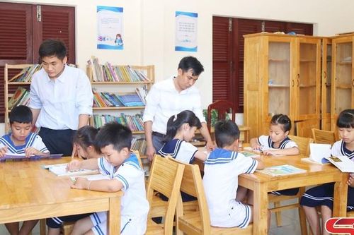 Gieo chữ nơi đảo xa