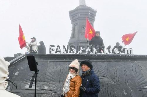 Đỉnh Fansipan được dự báo sẽ có băng tuyết vào cuối tuần này