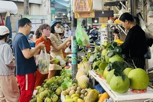 TP. Hồ Chí Minh: Sức mua chợ truyền thống tăng nhẹ ngày vía Thần Tài