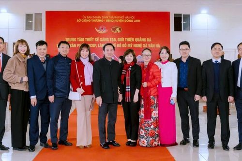 Khai mạc Tuần du lịch 'Tinh hoa đồ gỗ Vân Hà': Gắn kết di sản văn hóa và phát triển kinh tế