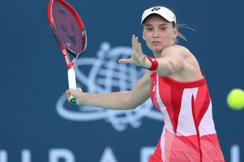 Rybakina giành vé vào bán kết Abu Dhabi Open
