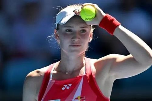 Elena Rybakina giành vé vào bán kết Abu Dhabi mở rộng
