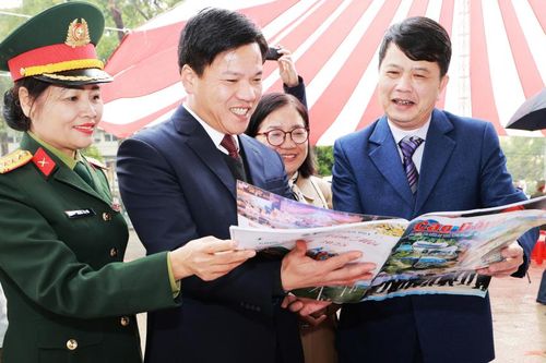 Ấn tượng Hội Báo xuân Ất Tỵ 2025