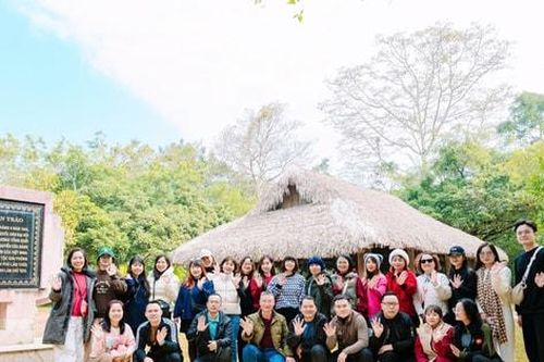 Học lịch sử từ du lịch về nguồn