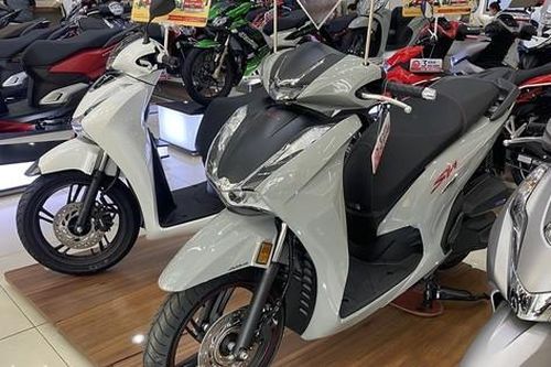 Giá xe SH mới nhất giảm chưa từng có, thậm chí rẻ hơn giá đề xuất, chỉ ngang xe bình dân SH Mode