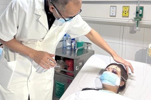 Cô gái 29 tuổi ở Hà Nội mù vĩnh viễn do tiêm filler tại nhà