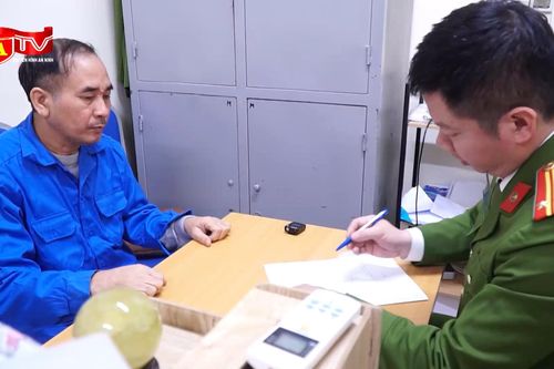 'Lộ' thủ đoạn 'làm luật' để được cấp giấy phép khám, chữa bệnh