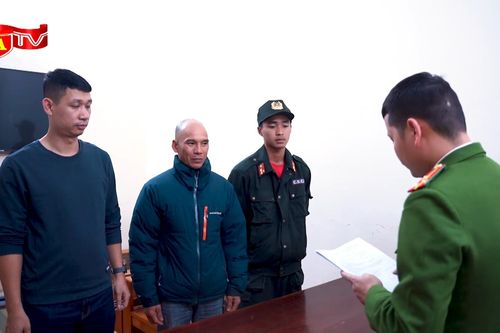 Tấn công CSGT vì xin lỗi nồng độ cồn cho người nhà không được