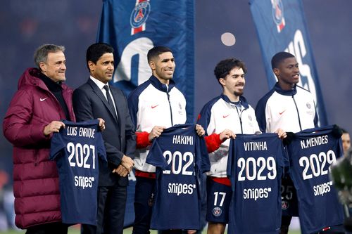 PSG 'chốt sổ' loạt hợp đồng quan trọng
